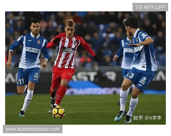 荷媒：勒沃库森瞄准费耶诺德后卫桑德勒(2)